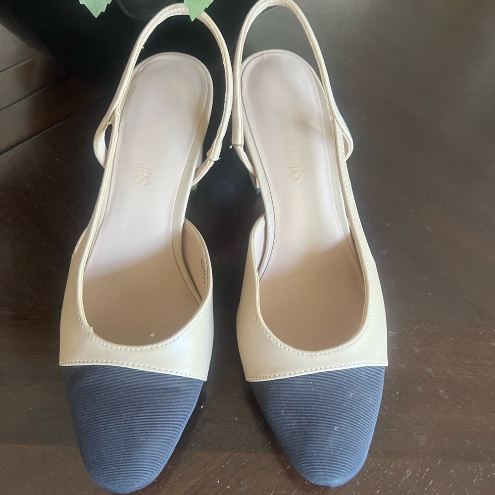Dream Pairs Cream and Black Slingback Heels